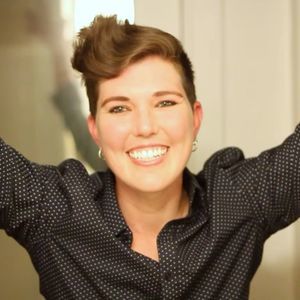 Meet your Posher, Aurea